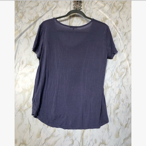 Aritzia Talula blue/purple tee shirt - large - Picture 3 of 5